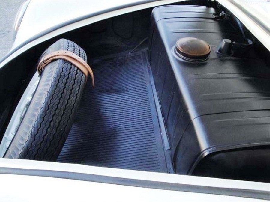 porsche-classic.lt - 1957 Porsche 356A Speedster